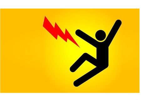 مسافر جوان بر اثر برق گرفتگی در فومن جان‌باخت