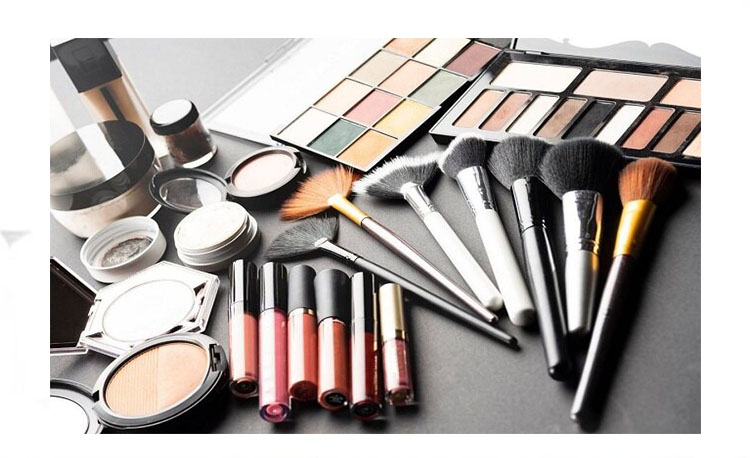 توقیف لوازم آرایشی قاچاق در تالش